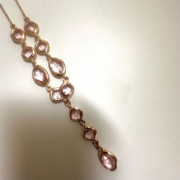 Avon Y shaped pink and gold tone necklace - Picture 9 of 11